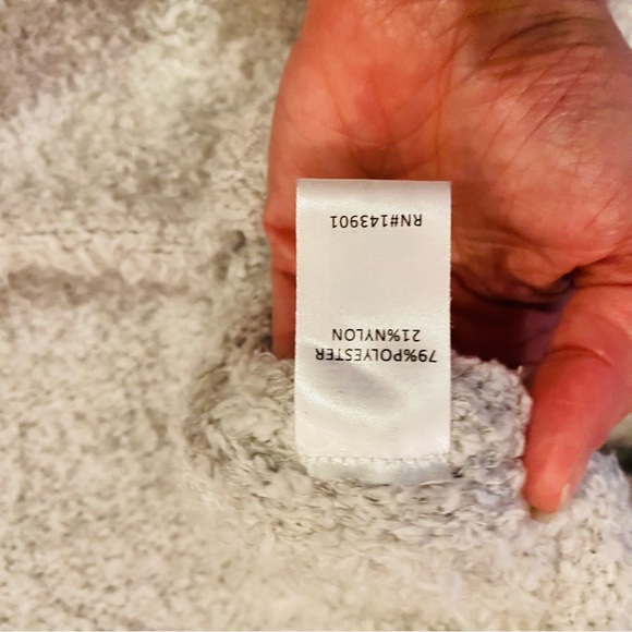 COCO + CARMEN Gray Fuzzy Oversized Travel Cardigan Soft - Picture 4 of 4